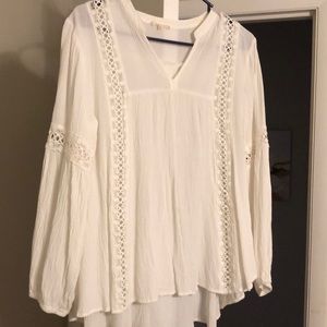 White long sleeve blouse
